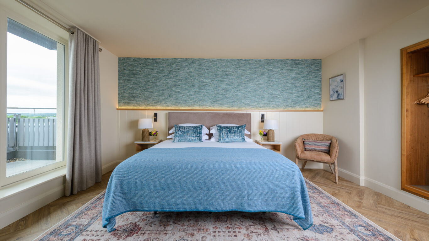 Manor West Hotel_ 05.25 – 00001